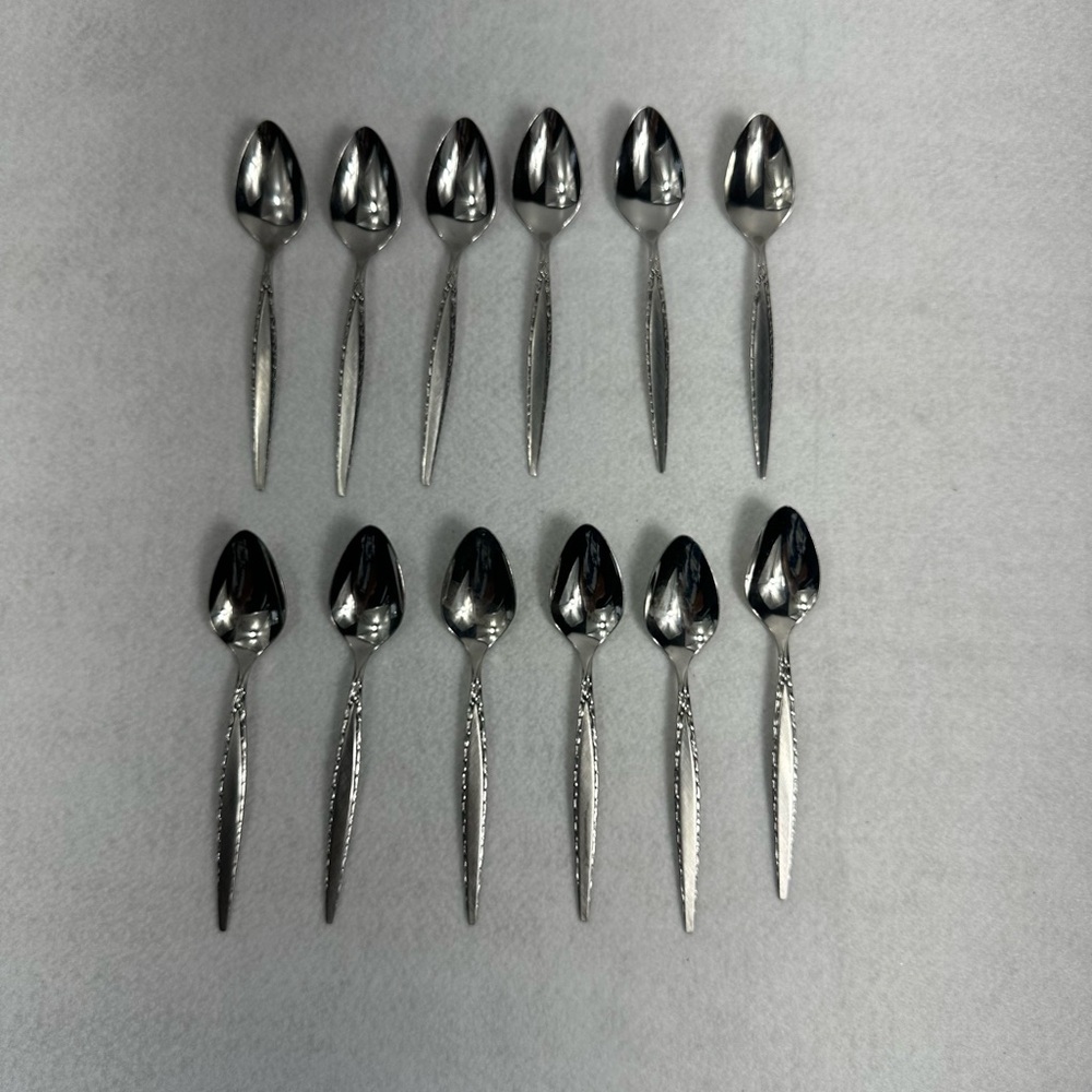 Oneida Community Stainless Flatware Tea Spoon Vintage 12 Pieces